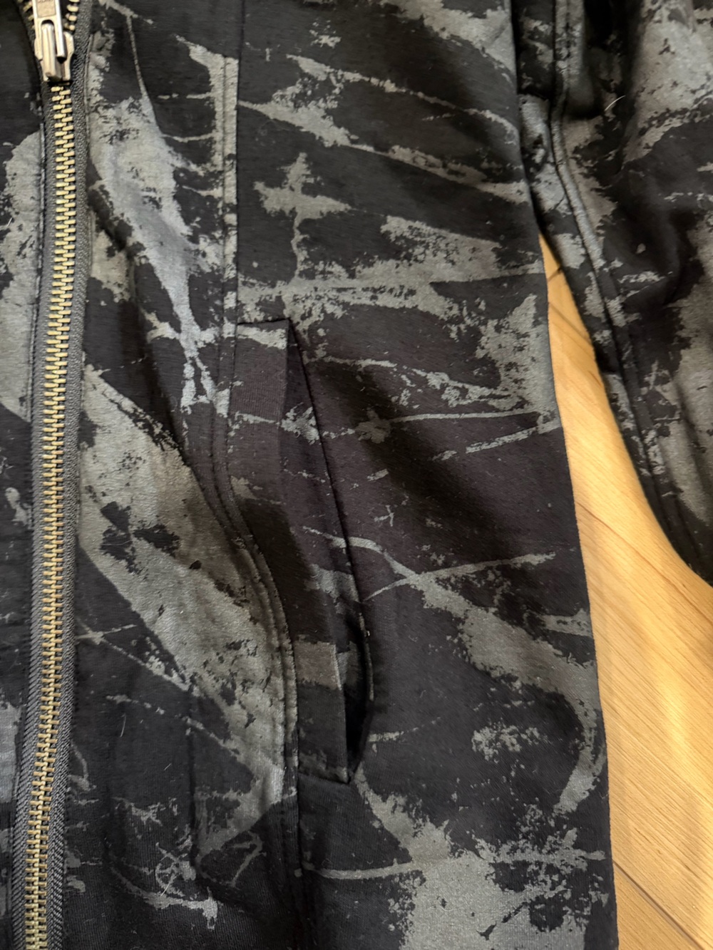 Helmut Lang women’s Black & Charcoal Hooded Bomber Jacket - Picture 4 of 4